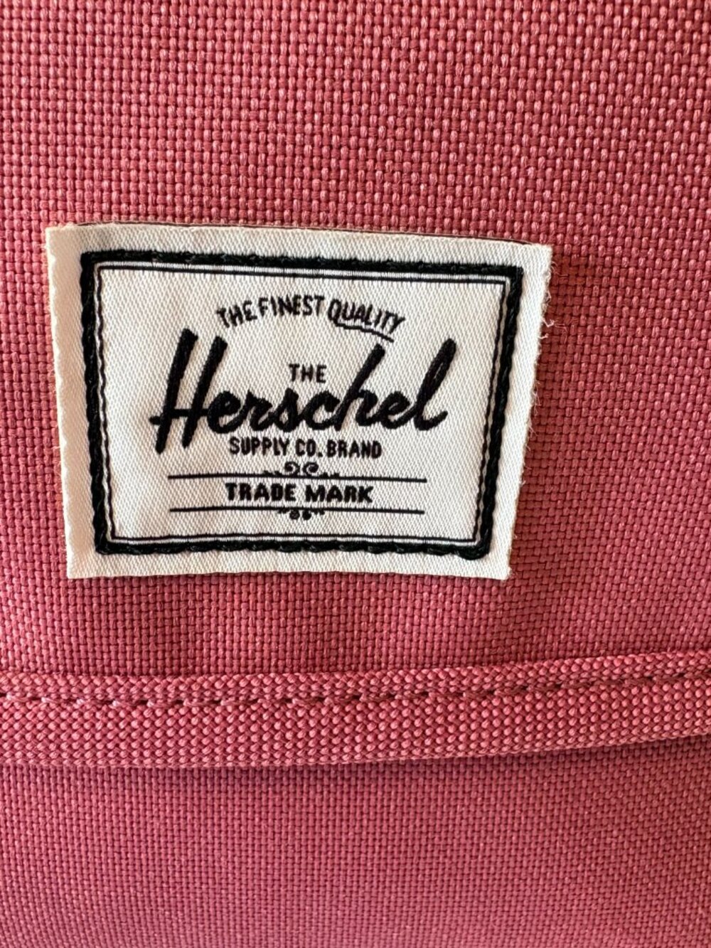 Herschel Supply Co Grade Mini Messenger Bag Nude Rose Pink Crossbody - Picture 3 of 13